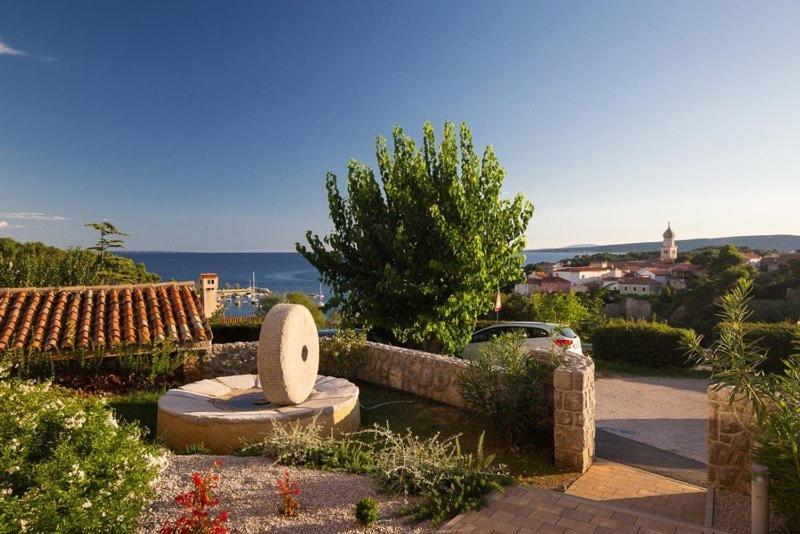 Marija F2 Apartment Krk Town Exterior photo