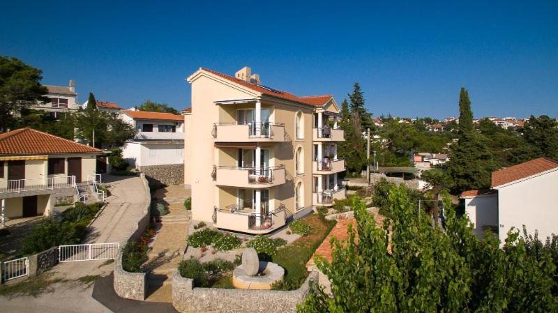 Marija F2 Apartment Krk Town Exterior photo